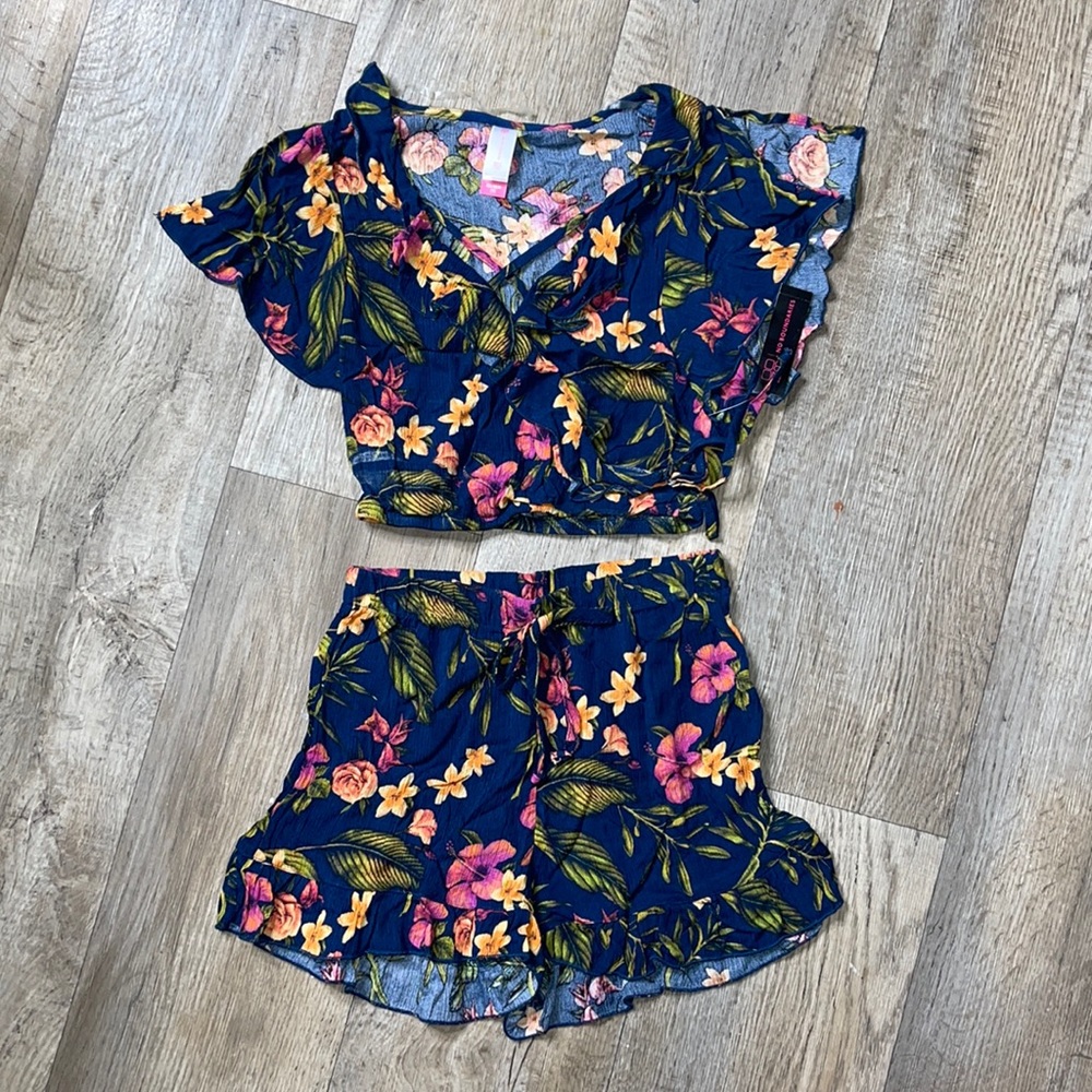 2 piece set